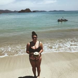 Meet your Posher, Alise